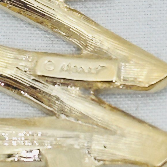 Vintage 1990s Monet Christmas Tree Brooch - NOS with Box - Picture 4 of 5